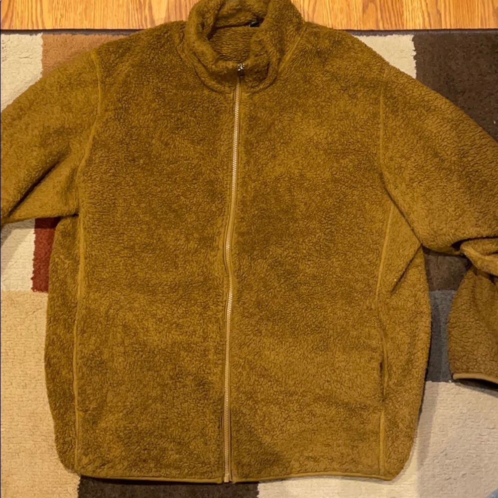 Uniqlo Zip up Sweater